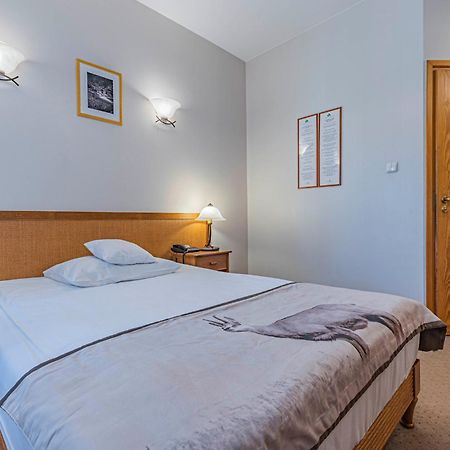 Hotel Nosalowy Dwor ザコパネ エクステリア 写真