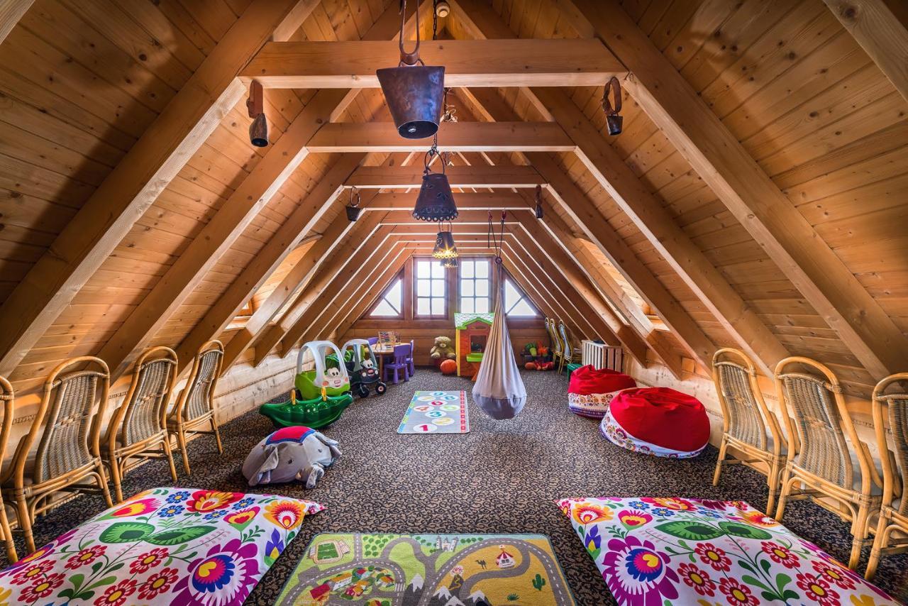 Hotel Nosalowy Dwor ザコパネ エクステリア 写真