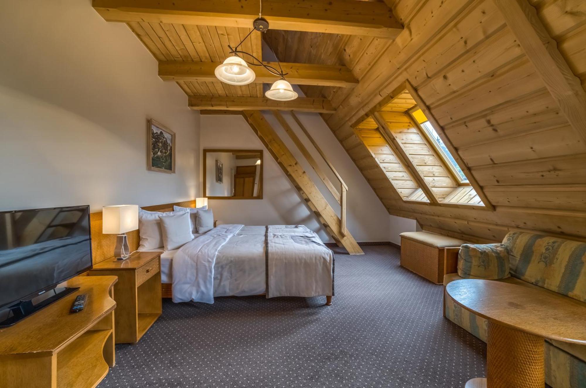 Hotel Nosalowy Dwor ザコパネ エクステリア 写真